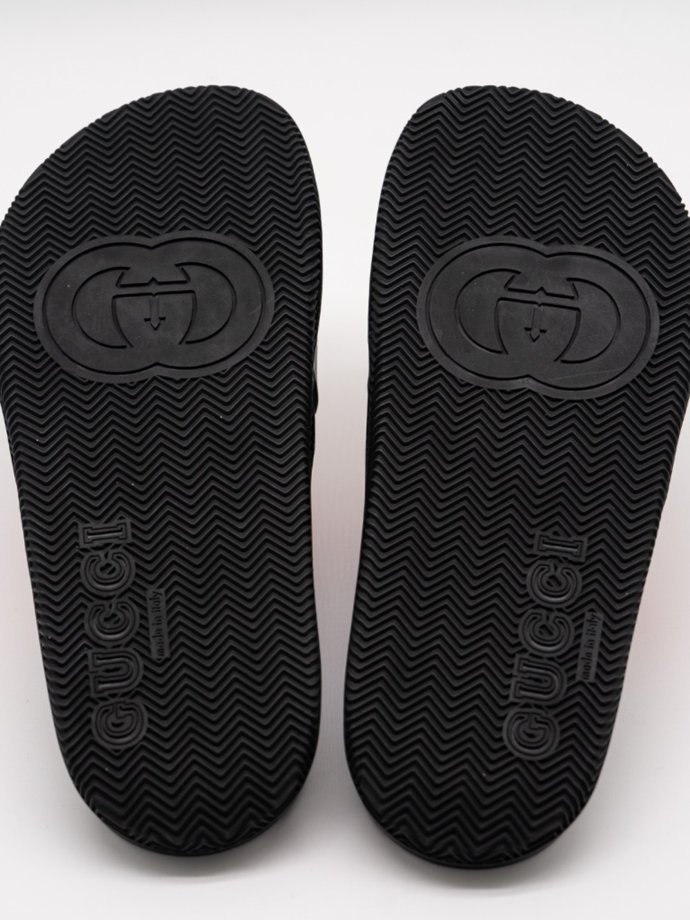 Gucci Women's Black Slide Sandals Cross Striped Red Web Rubber size 40eu 10 US - Picture 6 of 11